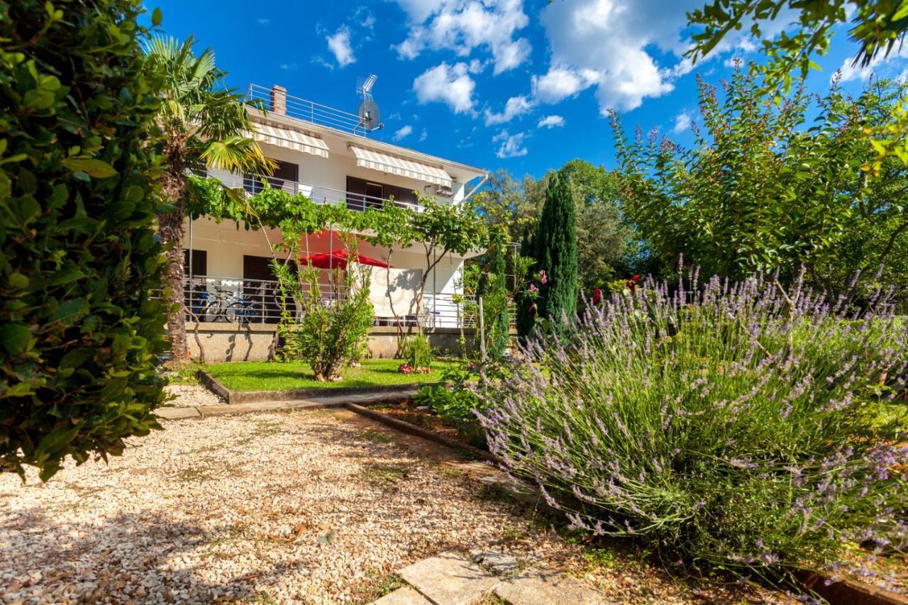 Apartment Maria Malinska Exteriér fotografie